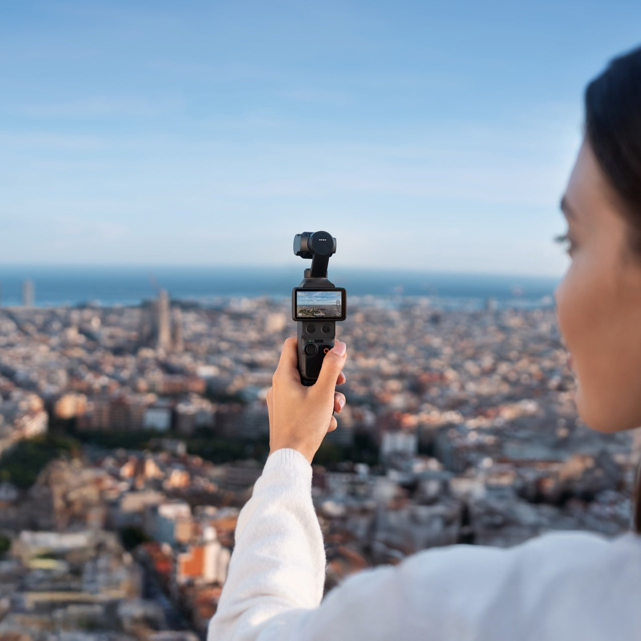DJI Osmo Pocket 4 gimbal camera 1" CMOS & 4K/240fps 107GB Built-In Storage 14-Stop Dynamic Range 2x Lossless Zoom